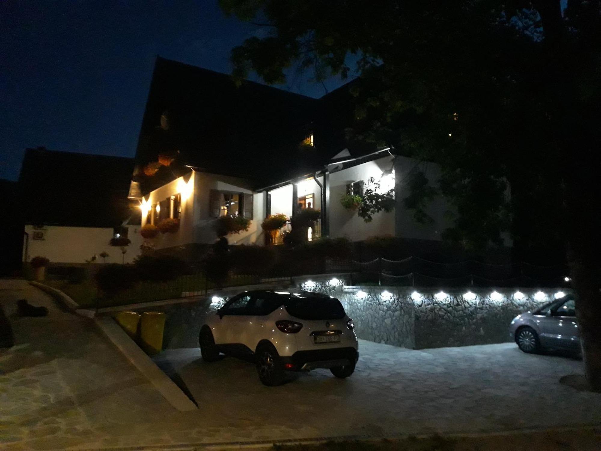 Hotel Pansion Breza Plitvička Jezera Exterior foto
