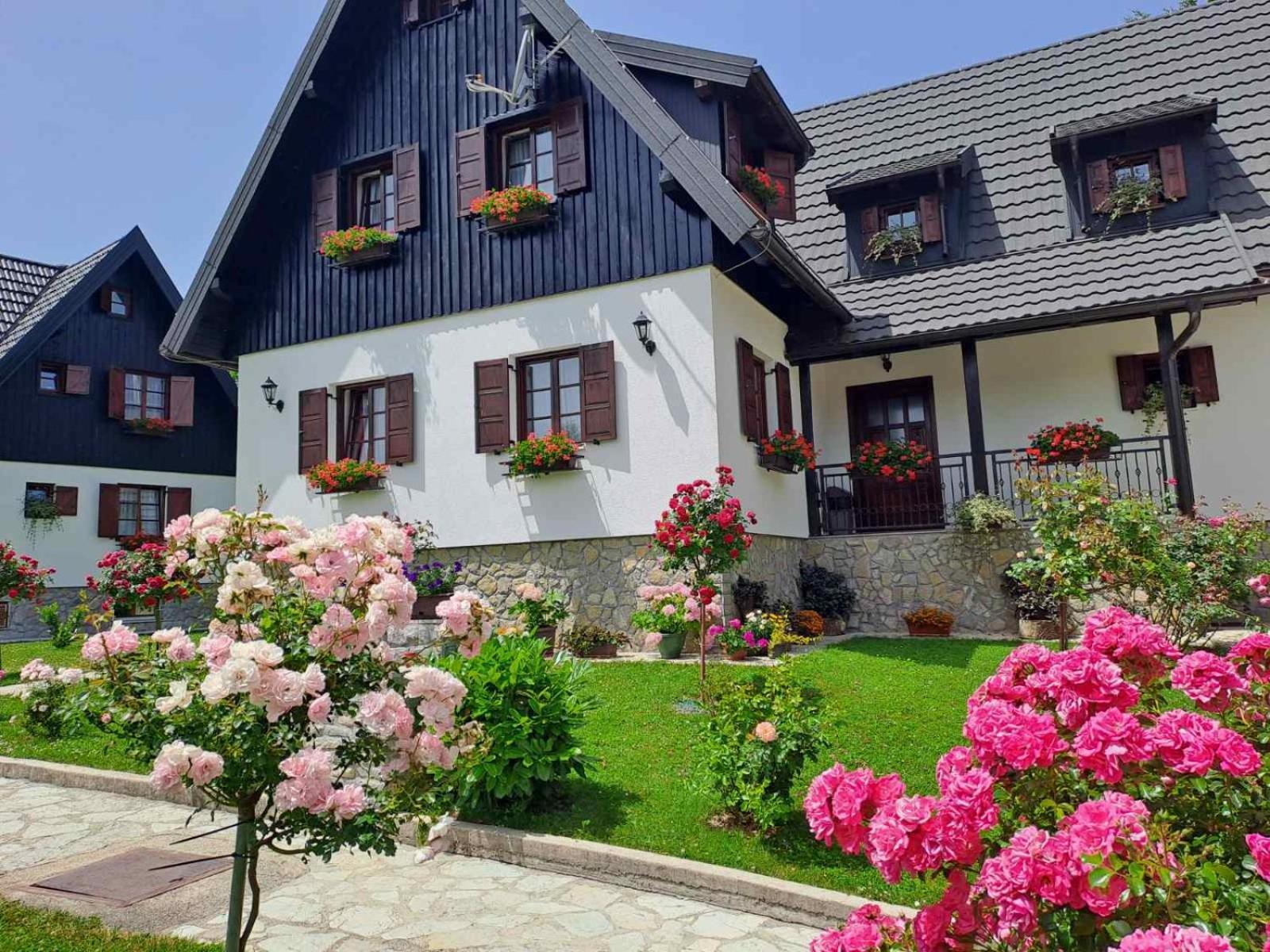 Hotel Pansion Breza Plitvička Jezera Exterior foto