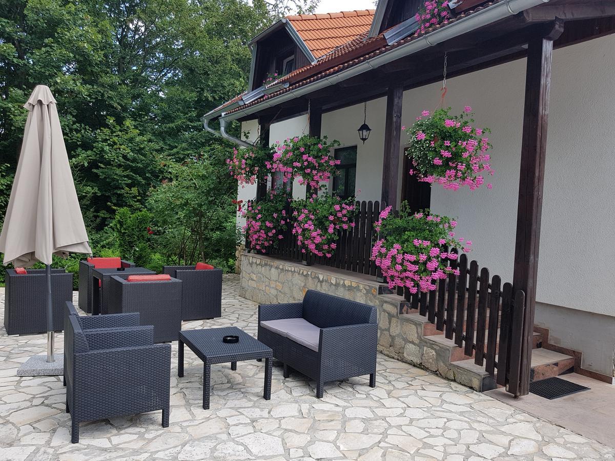 Hotel Pansion Breza Plitvička Jezera Exterior foto