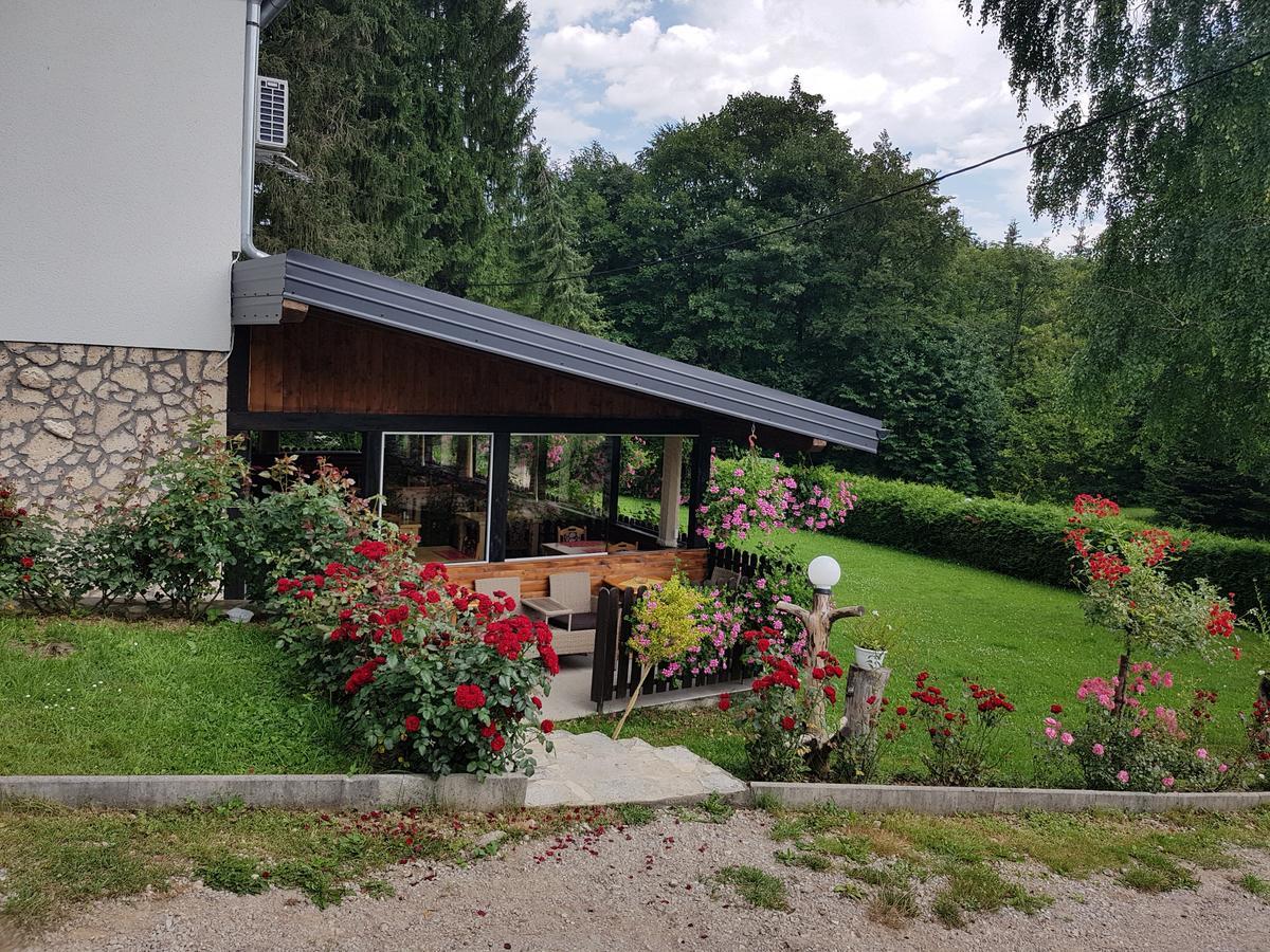 Hotel Pansion Breza Plitvička Jezera Exterior foto