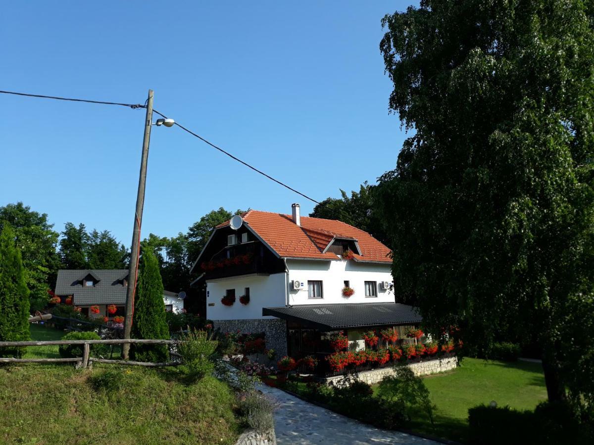 Hotel Pansion Breza Plitvička Jezera Exterior foto