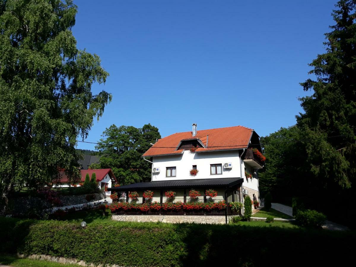 Hotel Pansion Breza Plitvička Jezera Exterior foto