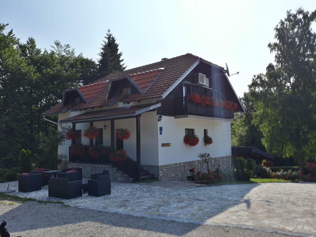 Hotel Pansion Breza Plitvička Jezera Exterior foto